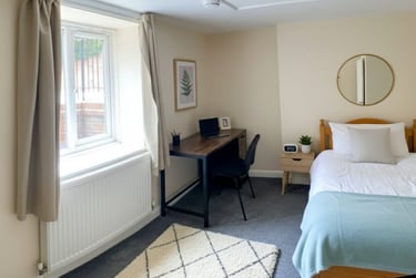 5 bed flat, Dickenson road, Victoria park, Manchester, M145HZ - Image 8