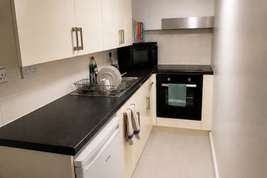 2 bed flat, Wellington Road, Fallowfield, Manchester, M146BH - Image 5
