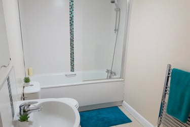 5 bed flat, Dickenson road, Victoria park, Manchester, M145HZ - Image 10