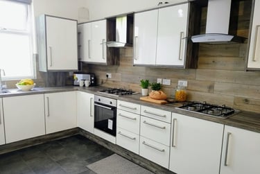 7 bed house, Lausanne road, Fallowfield, Manchester, M203EU - Image 3