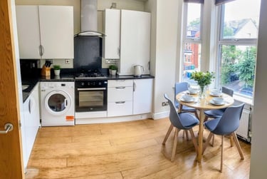 2 bed flat, Brighton grove, Fallowfield, Manchester, M145JG - Image 4