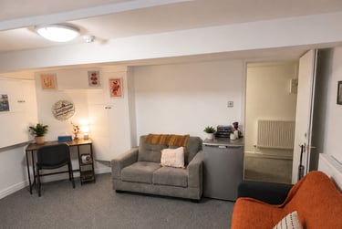 2 bed flat, Wellington Road, Fallowfield, Manchester, M146BH - Image 3