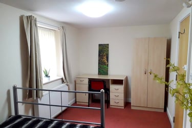 5 bed flat, Dickenson road, Victoria park, Manchester, M145HZ - Image 6