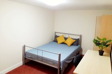 5 bed flat, Dickenson road, Victoria park, Manchester, M145HZ - Image 7