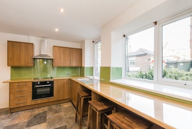 1 bed studio, St Bedes Terrace, Ashbrooke, Sunderland, SR28HS - Image 2