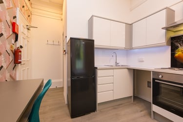1 bed studio, Leazes Terrace, Newcastle Upon Tyne, Newcastle, NE14LY - Image 3