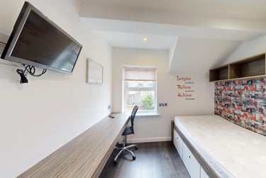 5 bed flat, Thornhill Crescent, Thornhill, Sunderland, SR27AD - Image 2