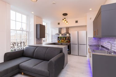 4 bed flat, Leazes Terrace, Newcastle Upon Tyne, Newcastle, NE14LY - Image 2