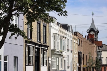 6 bed house, Great Southsea Street, Near university, Portsmouth, PO53BY - Image 2