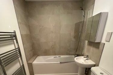 2 bed flat, West Cotton Close, Far Cotton, Northampton, NN48BY - Image 2