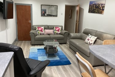 6 bed house, Heeley Road, Selly Oak, Birmingham, B296EL - Image 1