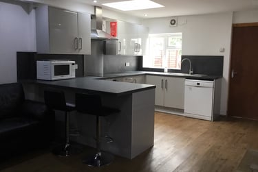 6 bed house, Heeley Road, Selly Oak, Birmingham, B296EL - Image 2