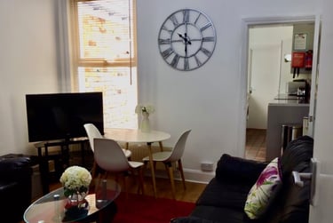 5 bed house, Hubert Road, Selly Oak, Birmingham, B296EP - Image 1