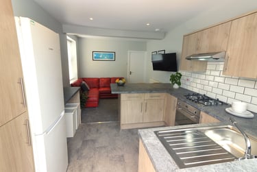 3 bed flat, Alexandra Road, Mutley, Plymouth, PL47JT - Image 6