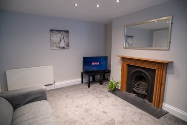 3 bed flat, Lisson Grove, Mutley, Plymouth, PL47DN - Image 2