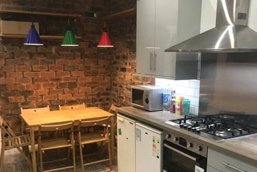 8 bed house, Woodland park road, Headingley, Leeds, LS62AZ - Image 2