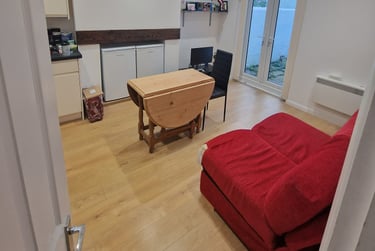 1 bed house, Sackville Road, Hove station, Brighton, BN33WE - Image 7