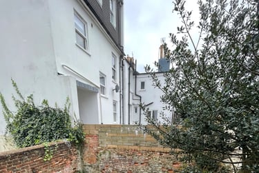 1 bed house, Sackville Road, Kingsway, Brighton, BN33WE - Image 5