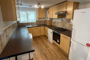5 bed house, White street, City centre, Brighton, BN20JH - Image 1