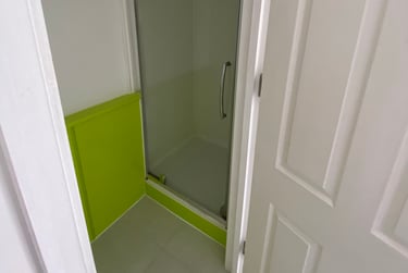 1 bed studio, Sackville Road, Kingsway, Brighton, BN33WE - Image 7