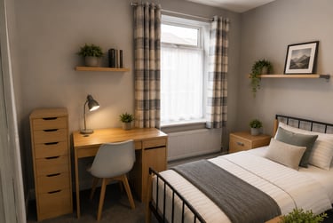 3 bed house, Leek Road, Shelton, Stoke, ST42BW - Image 2