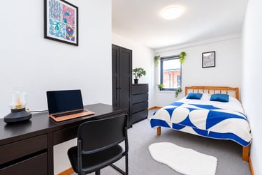 4 bed flat, Portland Lane, Devonshire Green, Sheffield, S14DG - Image 1