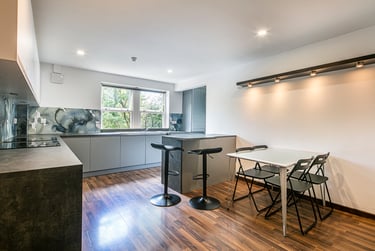 1 bed flat, Broomhall Road, Broomhall, Sheffield, S102DN - Image 1