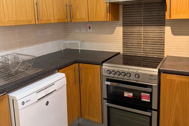 4 bed house, Victoria road, Hyde park, Leeds, LS61DL - Image 5