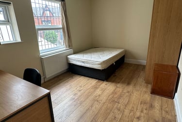 7 bed house, Brudenell road, Hyde park, Leeds, LS61HA - Image 8