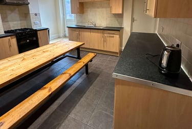 6 bed house, Brudenell Road, Hyde park, Leeds, LS61JD - Image 2
