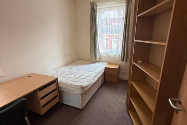 7 bed house, Brudenell rd, Hyde park, Leeds, LS61JD - Image 7