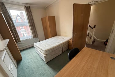 7 bed house, Brudenell rd, Hyde park, Leeds, LS61JD - Image 10