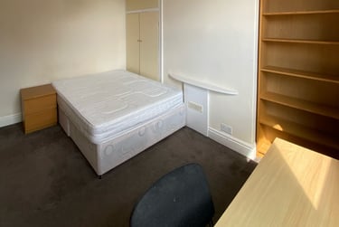 6 bed house, Royal park road, Hyde park, Leeds, LS61HW - Image 6