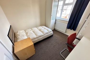 5 bed house, Myrtle Grove, Beeston, Nottingham, NG92EP - Image 11