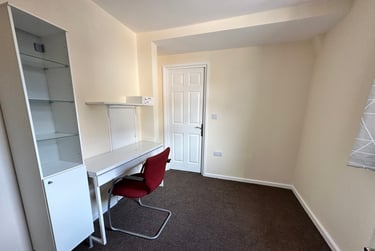 5 bed house, Myrtle Grove, Beeston, Nottingham, NG92EP - Image 13