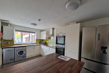 6 bed house, Russell  street, Arboretum, Nottingham, NG74GT - Image 1