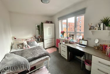 6 bed flat, Russell street, Arboretum, Nottingham, NG74GT - Image 1