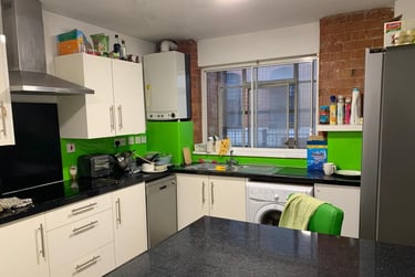 4 bed flat, Gamble street, Arboretum, Nottingham, NG74GU - Image 1