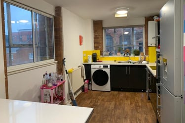 4 bed flat, Gamble street, Near university, Nottingham, NG74GU - Image 5