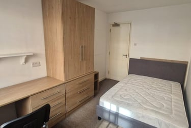 4 bed flat, Gamble street, Arboretum, Nottingham, NG74GU - Image 4