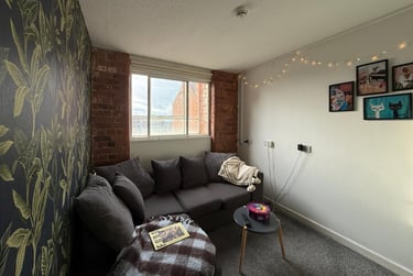 4 bed flat, Gamble street, Arboretum, Nottingham, NG74GU - Image 2