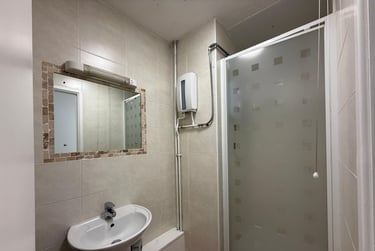 4 bed flat, Gamble street, Near university, Nottingham, NG74GT - Image 8