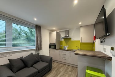 1 bed studio, Clarendon Street, City centre, Nottingham, NG15HR - Image 2