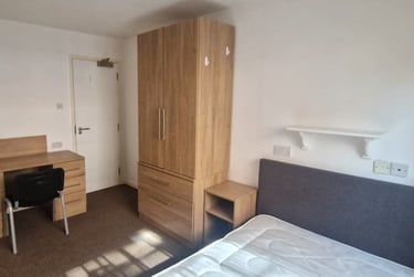 4 bed flat, Gamble street, Arboretum, Nottingham, NG74GU - Image 5