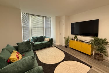 6 bed house, Clarendon Street, Arboretum, Nottingham, NG15HS - Image 1