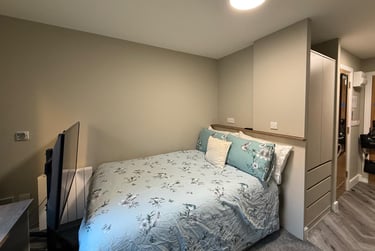 1 bed studio, Alfreton Road, Radford, Nottingham, NG73NN - Image 3