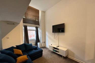 1 bed flat, Gamble Street, Arboretum, Nottingham, NG74GU - Image 2