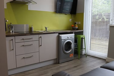 1 bed studio, Clarendon Street, City centre, Nottingham, NG15HR - Image 1