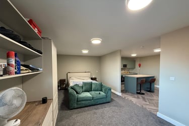 1 bed studio, Alfreton Road, Radford, Nottingham, NG73NN - Image 5