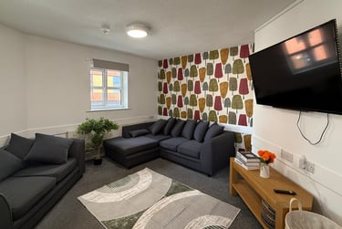 6 bed flat, Russell street, Arboretum, Nottingham, NG74GT - Image 1